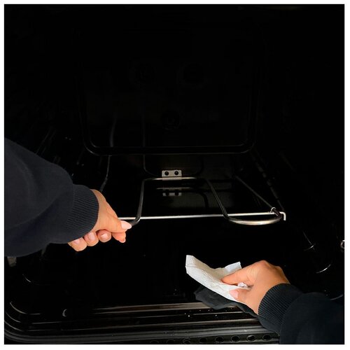 Духовой шкаф Ginzzu HOE-110 черный 1229000₽