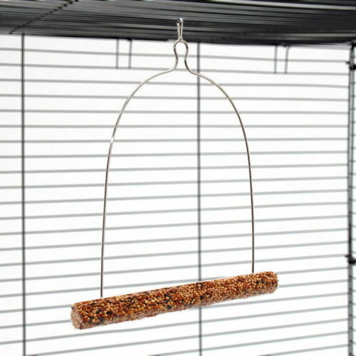 Веселые качели игрушка-лакомство для птиц с ягодой 60 г