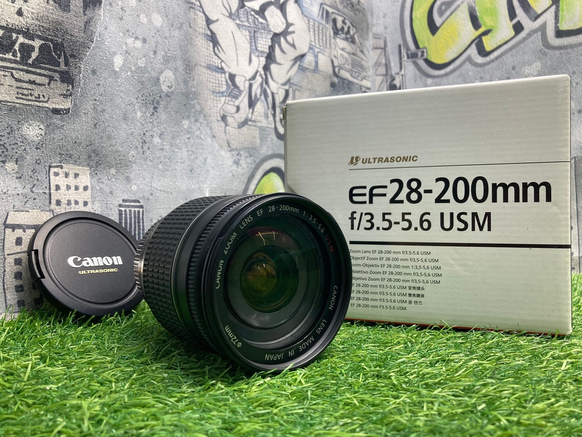 Canon EF 28-200mm 3.5-5.6 USM