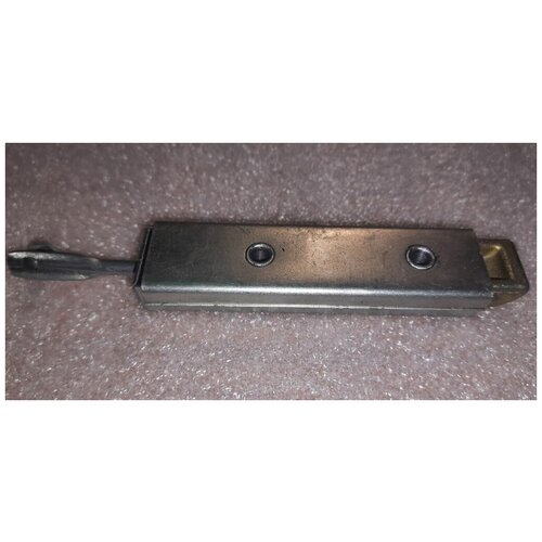 Задвижка замка двери задка УАЗ 452