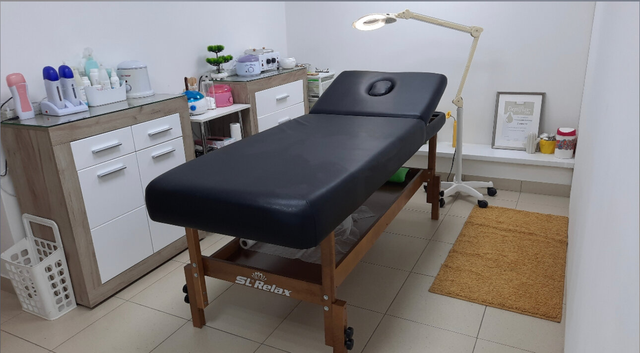Массажный стол стационарный Relax Comfort черный