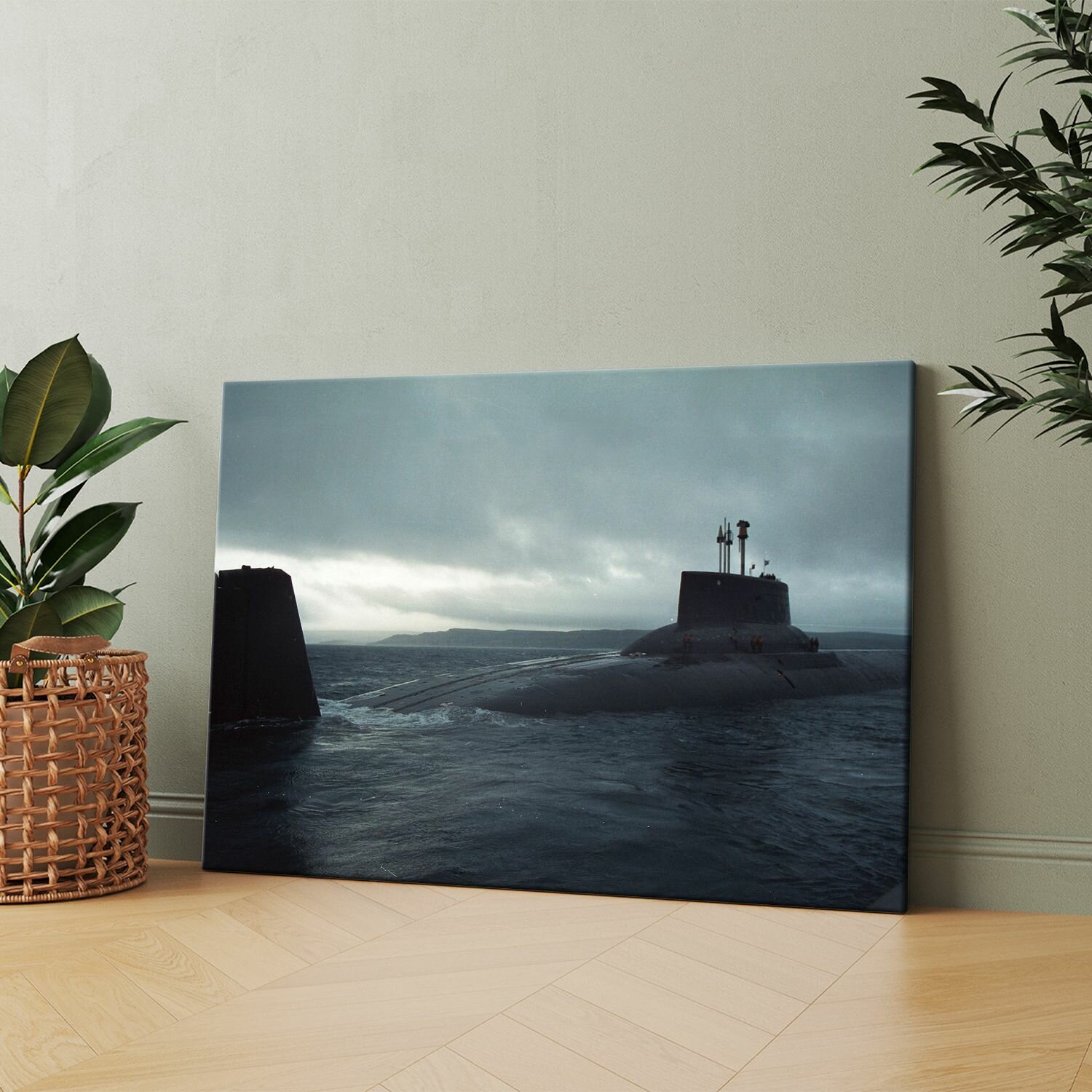 Картина на холсте (Подводная лодка в воде) 40x60 см. Интерьерная, на стену.