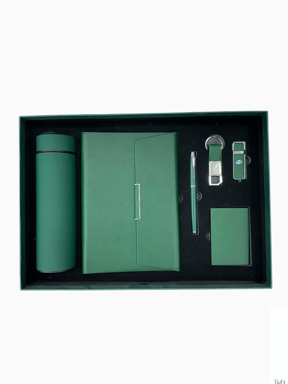 Подарочный набор от бренда "100% Brand", блокнот A5, термос, ручка, флешка и брелок