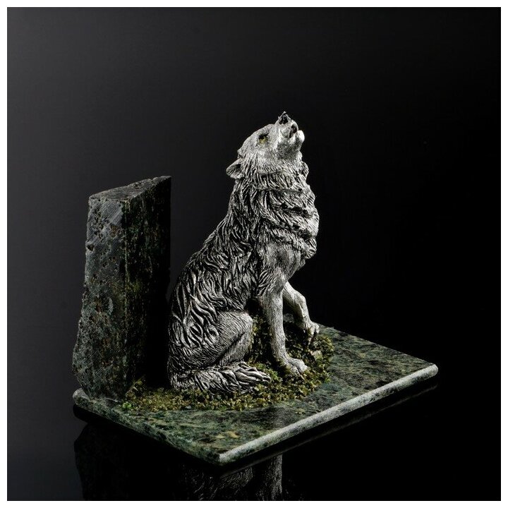 Сувенир "Серый волк", 8х12х10 см, змеевик, гипс 4746714