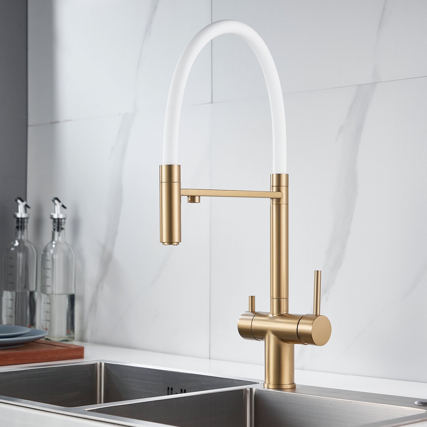 фото Смеситель для кухни с гибким изливом и подключением фильтра Shevanik S178G