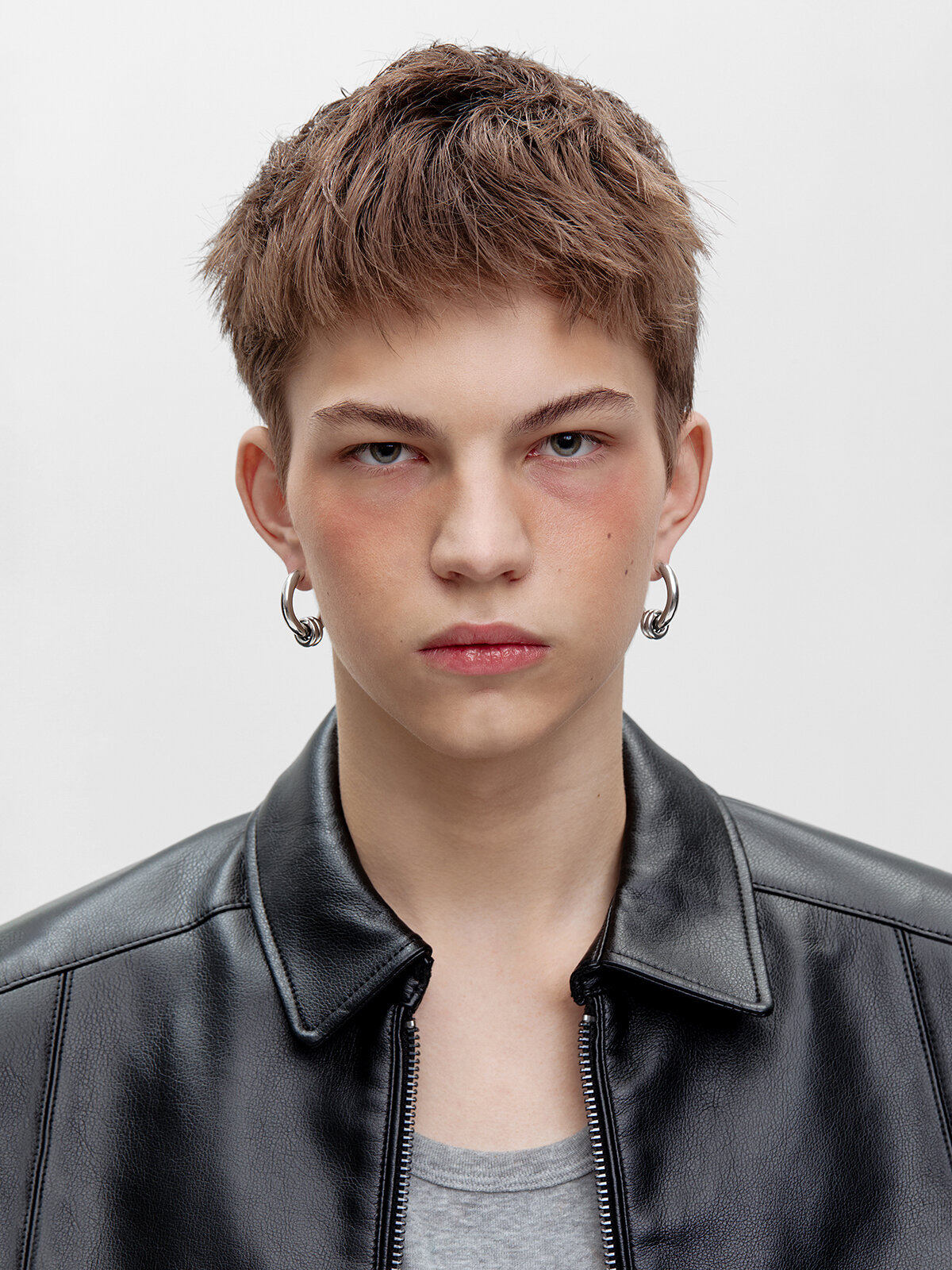 Серьги с подвесками OMUT, размер 30 мм, серебряный — фото 1