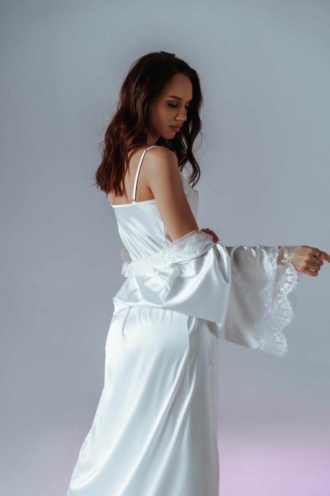 Женская ночная сорочка с кружевом, белая, XS - фотография № 3