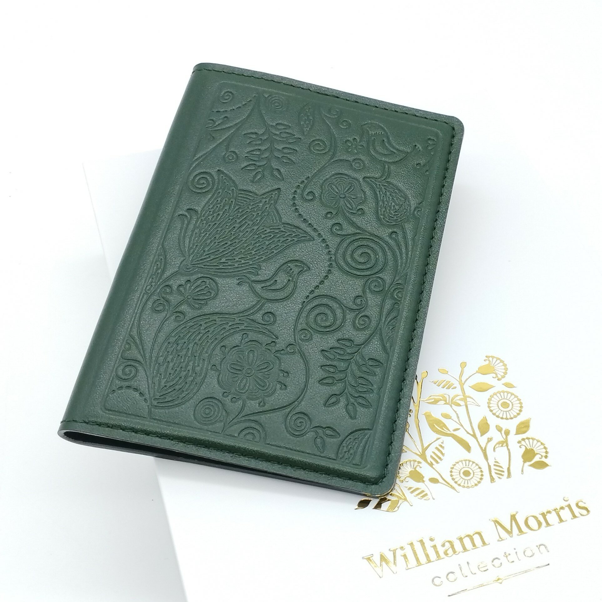 Обложка для паспорта William Morris