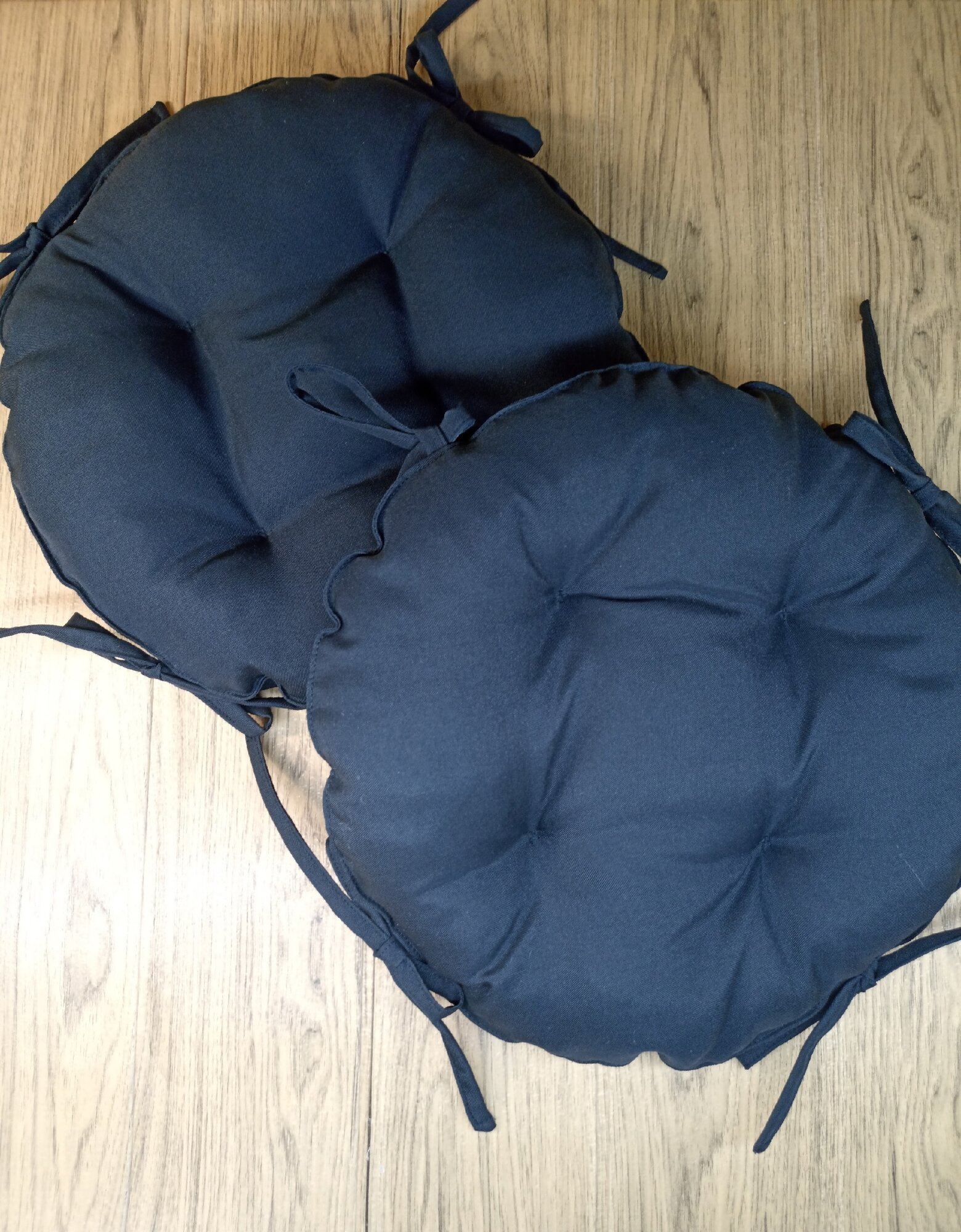 фото Подушка на стул круглая Алая 40 см с завязками/ 2 штуки