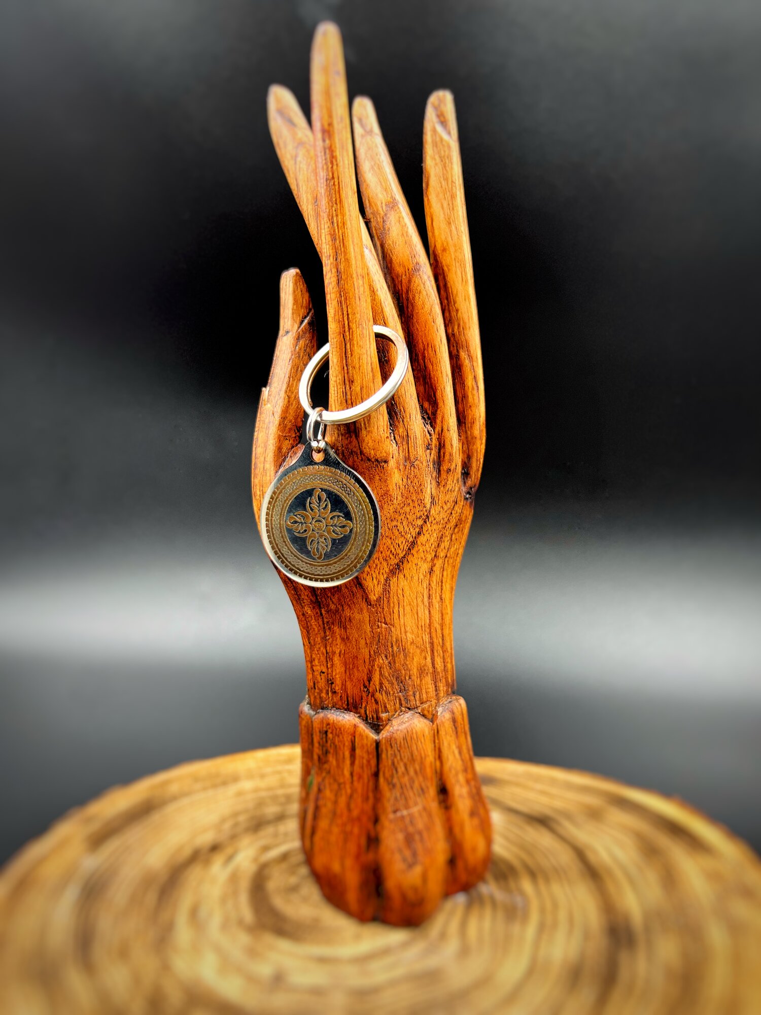 Автомобильный амулет "Авто-профи", ручная работа, брелок, нержавеющая сталь — фото 1