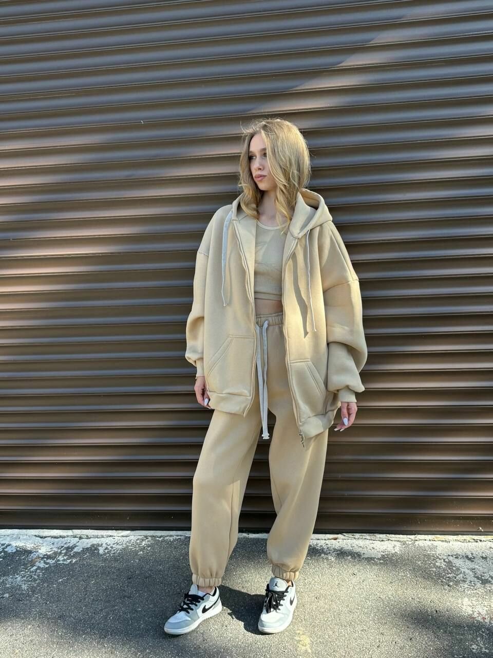 Костюм спортивный