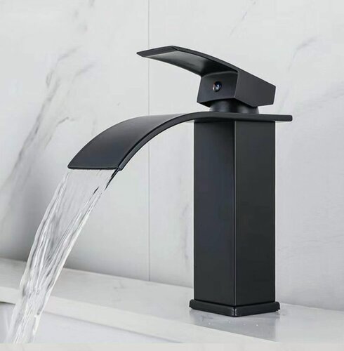 Изображение товара Кран для подачи горячей и холодной воды