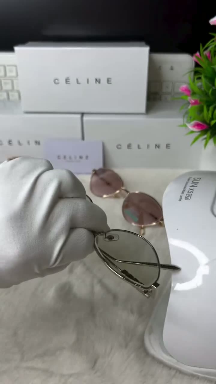 Солнцезащитные очки CELINE, бежевый — фото 1