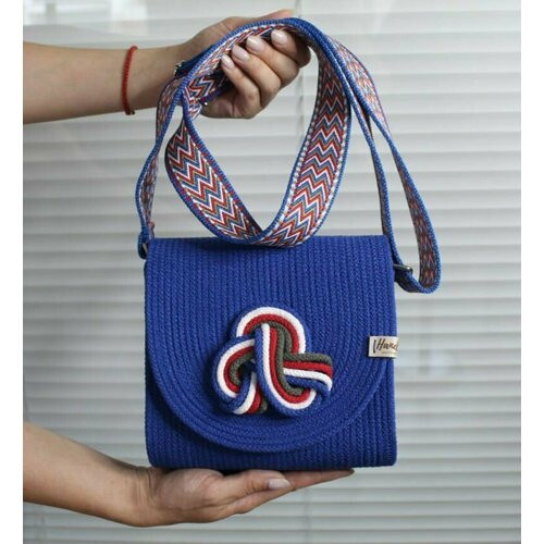 фото Сумка кросс-боди , фактура плетеная, вязаная, синий нет бренда