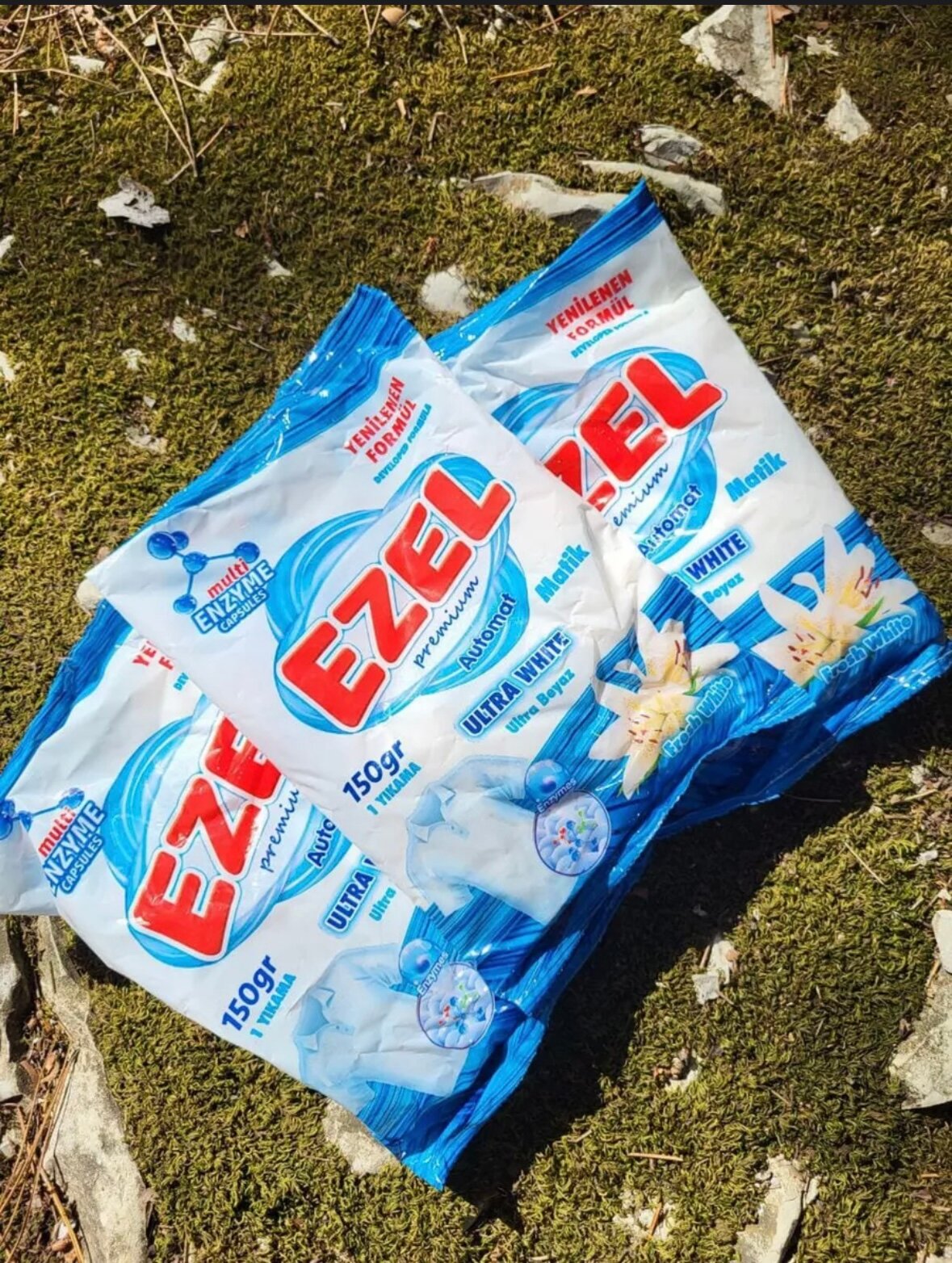 "Ezel White" - порошок для белой одежды