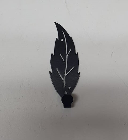 Крючок настенный металлический Лист — фото 1