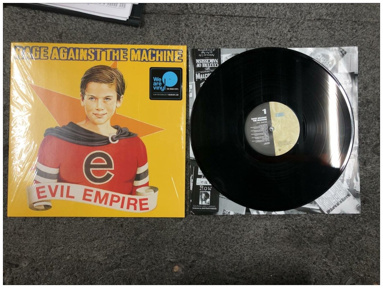 Проигрыватели виниловых дисков и аксессуары Sony Rage Against The Machine Evil Empire (180 Gram Black Vinyl)