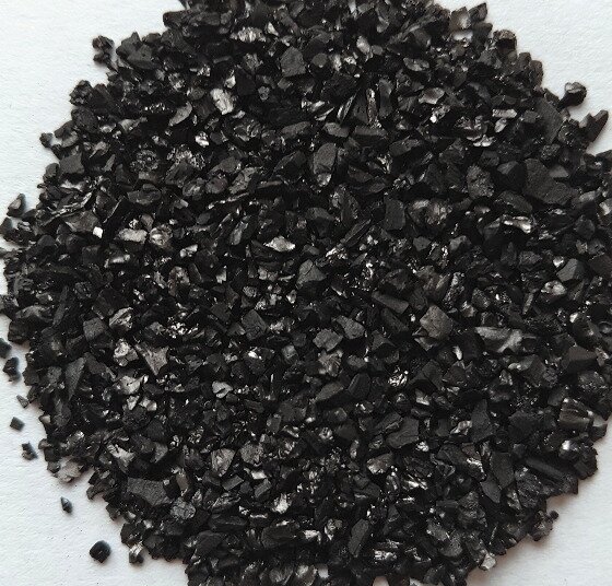Фильтрующий материал активированный уголь Raifil 12x40 1000 (50 л) - фотография № 2