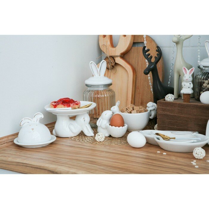 фото Блюдо с крышкой Доляна «Зайка в золотом», 12×9,5 см