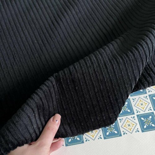 Классический чёрный вельветхлопок 96 эластан 4270 см142 смИталия 4999₽