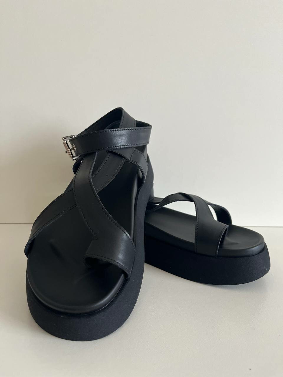 Сандалии ARAZ