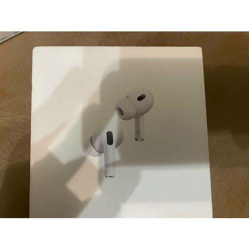 Беспроводные наушники AirPods Pro MQD83ZMA 1440000₽