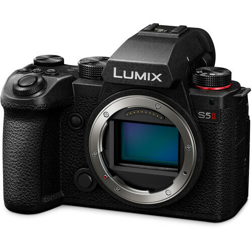 Беззеркальный фотоаппарат Panasonic Lumix S5 II Body