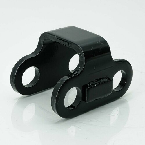 Серьга передней рессоры MMC FUSO 5 тонн палец на 28 мм ZEVS 2545₽