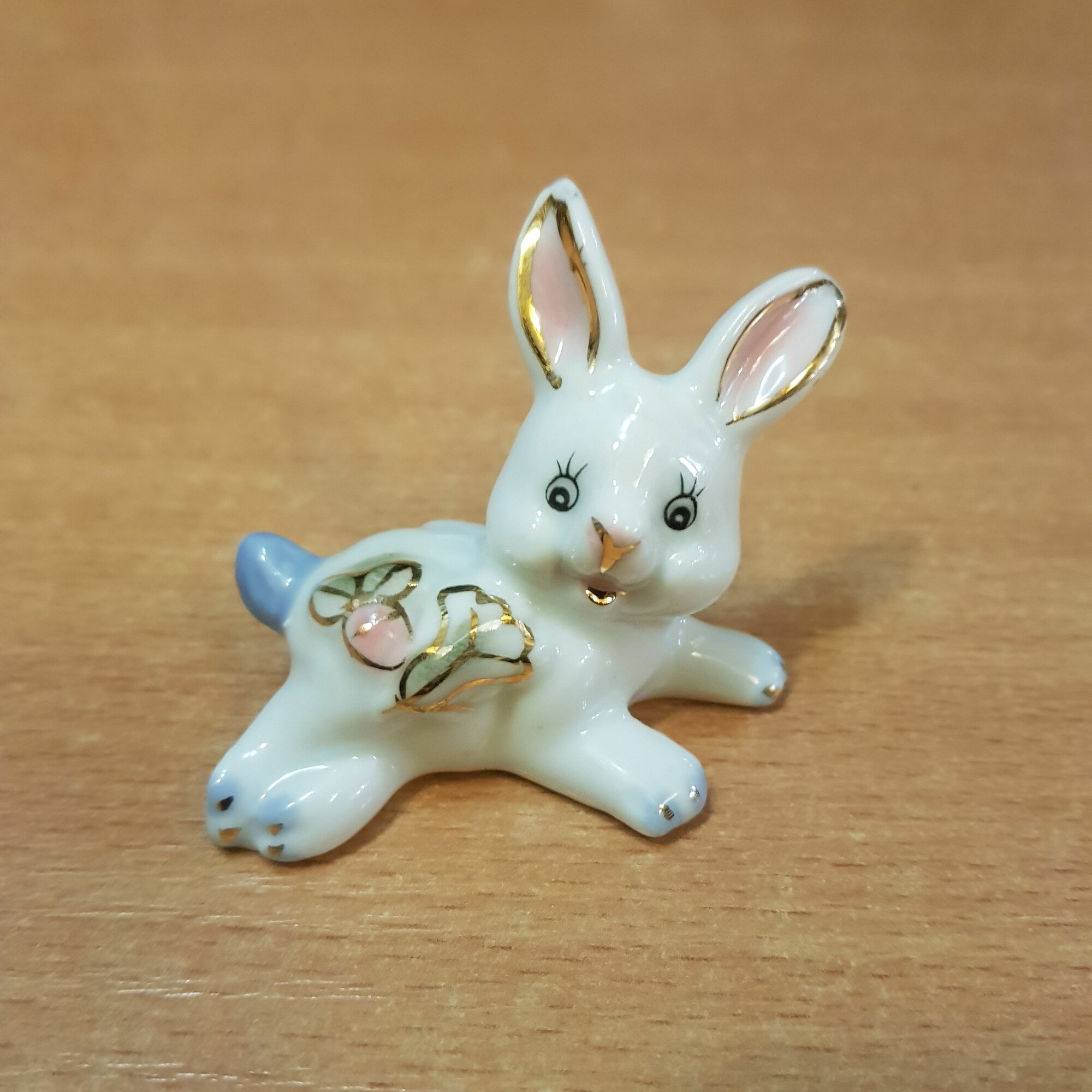 Фигурка декоративная "Кролик Луи" мини 5х5,5х3см фарфор гжель 1544