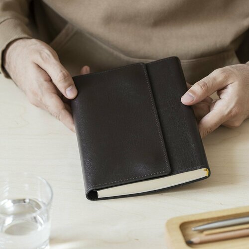 Кожаный ежедневник MONOMOUNT