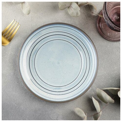 Тарелка фарфоровая десертная Magistro Garland, d=17 см, цвет голубой