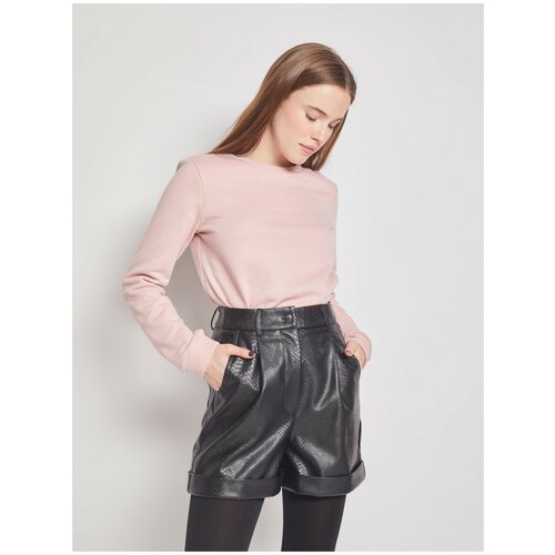 фото Короткие шорты из экокожи с тиснением, цвет черный, размер m zolla