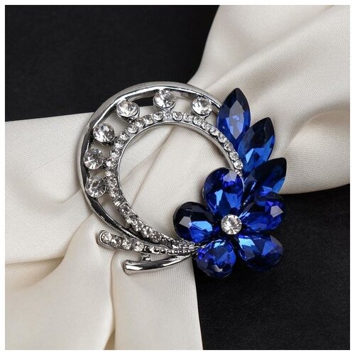 фото Зажим для платка "цветок", цвет бело-синий в сером металле mikimarket