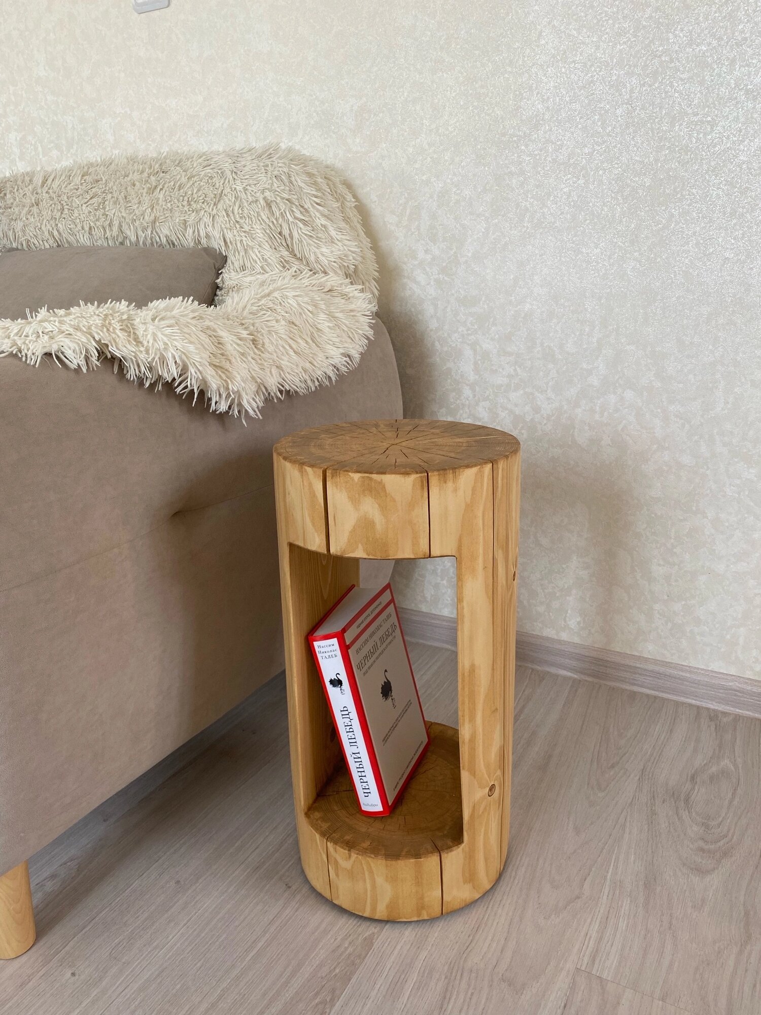 фото Прикроватная тумба, журнальный стол