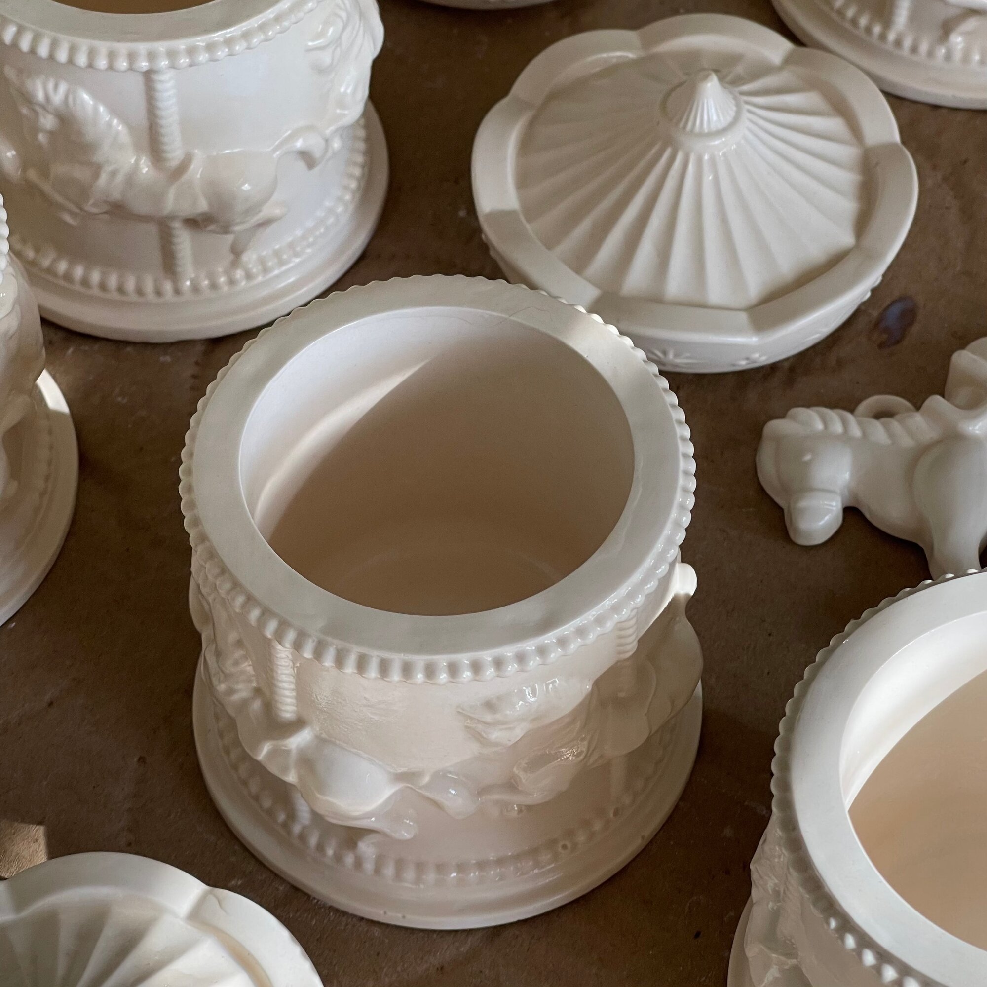 Шкатулка декоративная из гипса «Карусель» 100 мл для заливки свечей хранения украшений