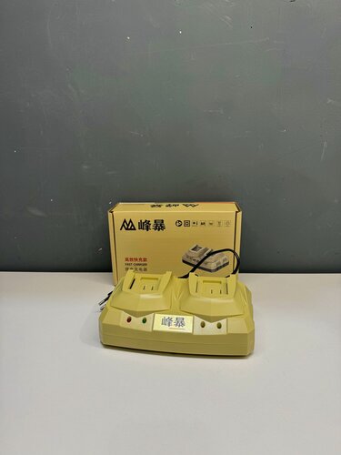 Изображение товара Зарядное устройство для аккумуляторов Fengbao 21В, 2A, оригинал, на два АКБ