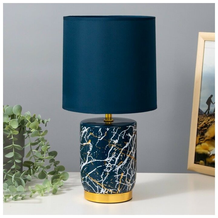 фото Настольная лампа "Венеция" Е14 40Вт сине-золотой 18х18х37 см