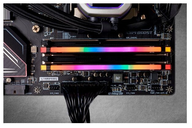 Оперативная память Corsair Vengeance RGB PRO 16 ГБ 8 ГБ x 2 DDR4 3000 МГц DIMM CL15 CMW16GX4M2C3000C15
