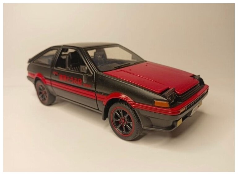 Коллекционная машинка игрушка металлическая Toyota Trueno АЕ86 для мальчиков масштабная модель 1:24 черно-красный