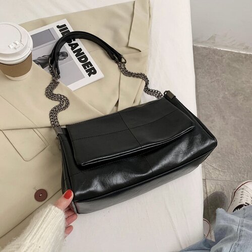 Женская сумка-мессенджера