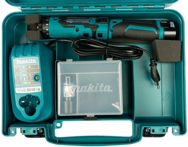 Отвертка Makita DF012DSE