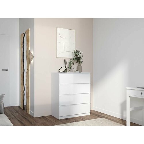 Комод с выдвижными ящиками 