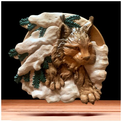 Резное панно из дерева 