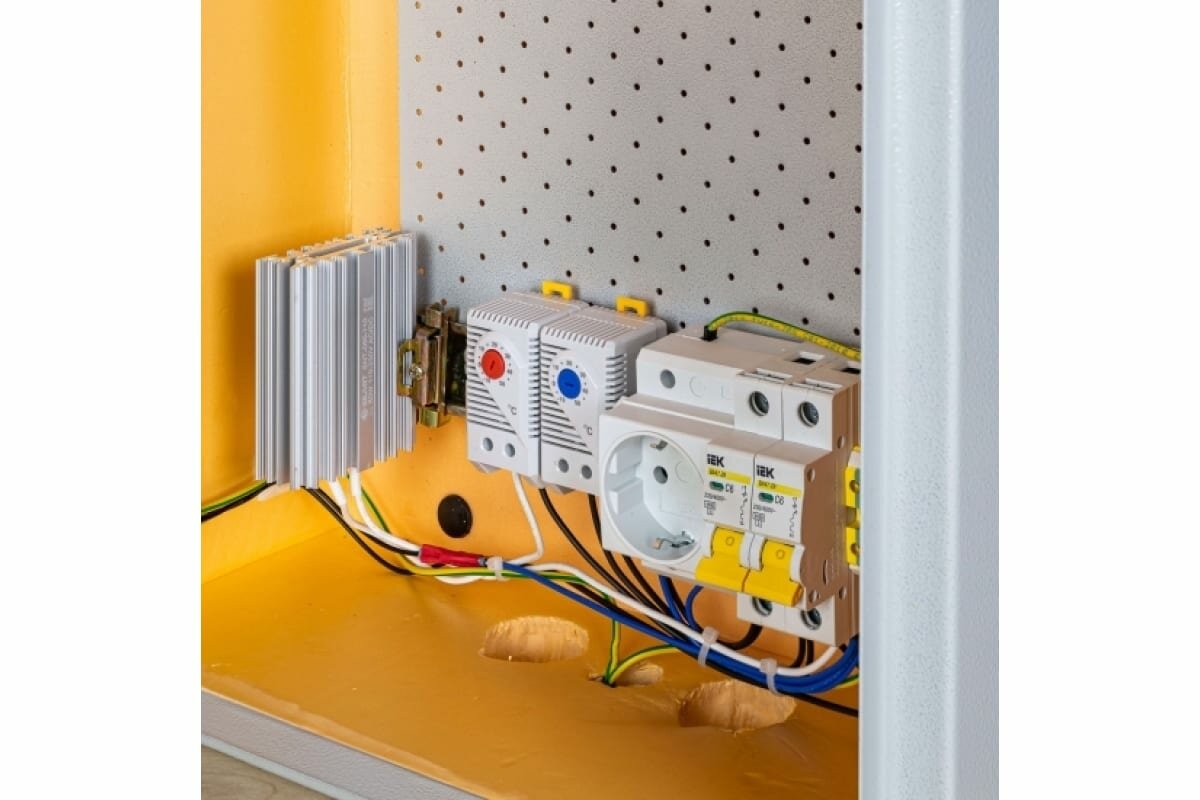 Климатический навесной шкаф Mastermann-3УТПВ-А (Ver. 2.0) с "активной" вентиляцией и обогрева, защитное реле от "холодного пуска" - фотография № 5