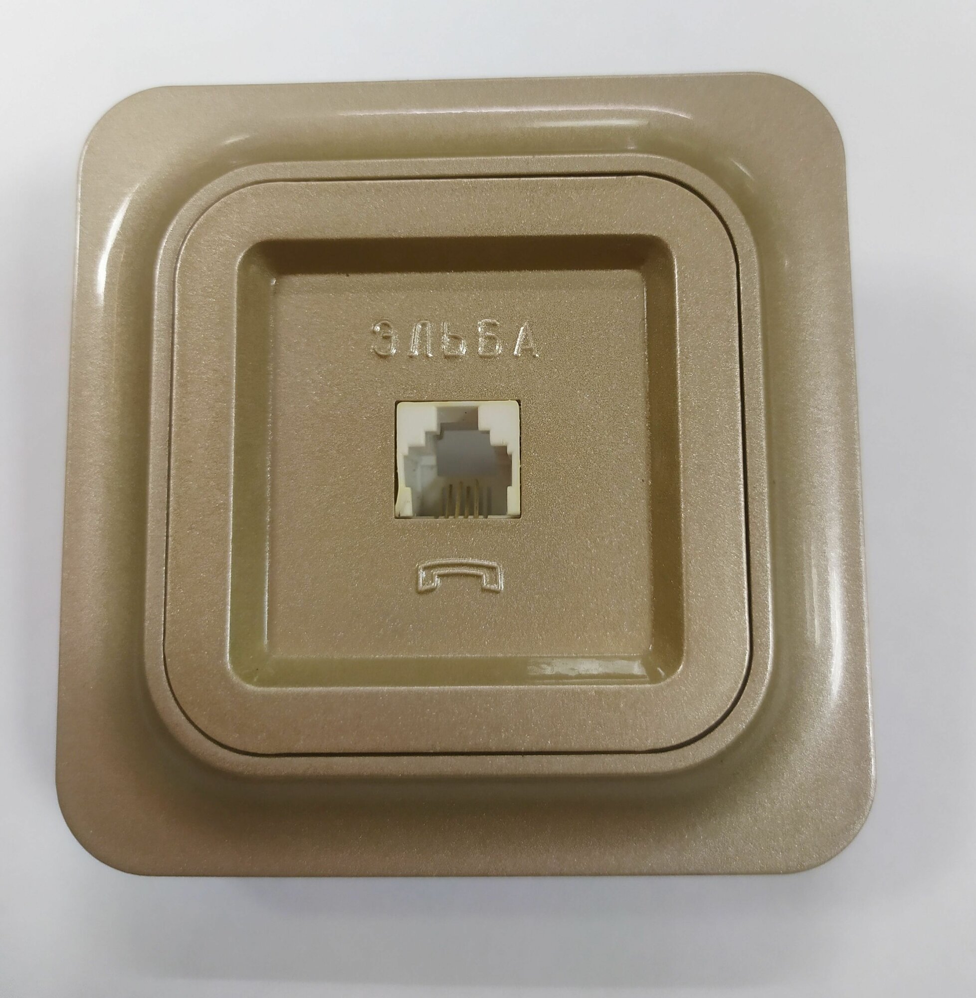 Розетка TLF Эльба платина