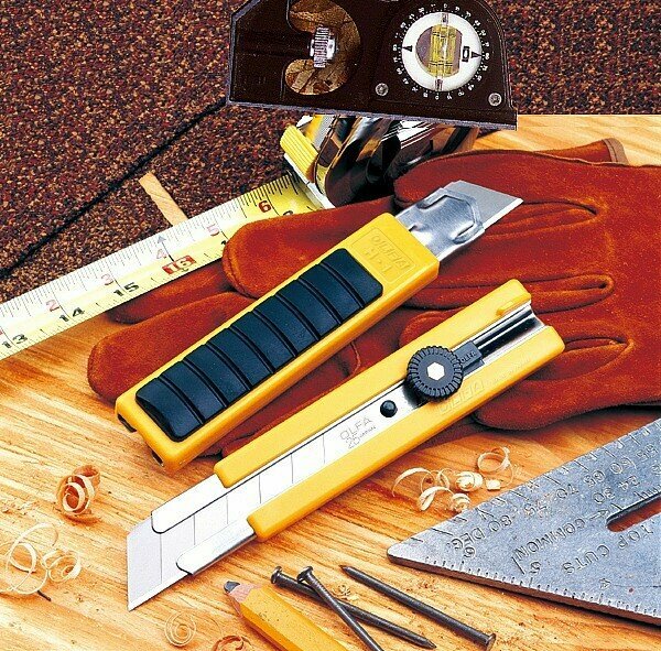 OLFA 25 мм в комплекте с лезвиями EXCEL BLACK 5 шт Нож (OL-H-1BB/5BB )