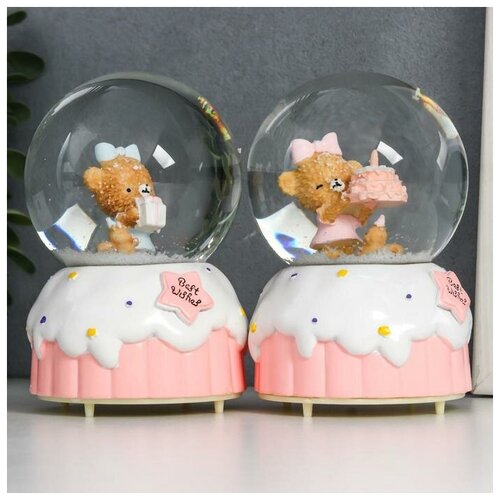 Frau Liebe Сувенир полистоун водяной шар свет, музыка 