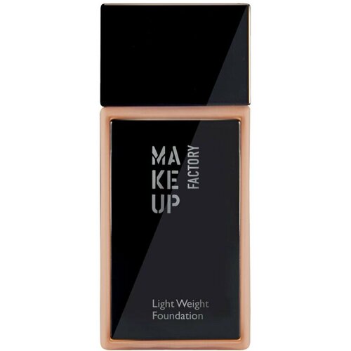 Make up Factory Тональная основа Light Weight Foundation, тон 40 светлый карамельный