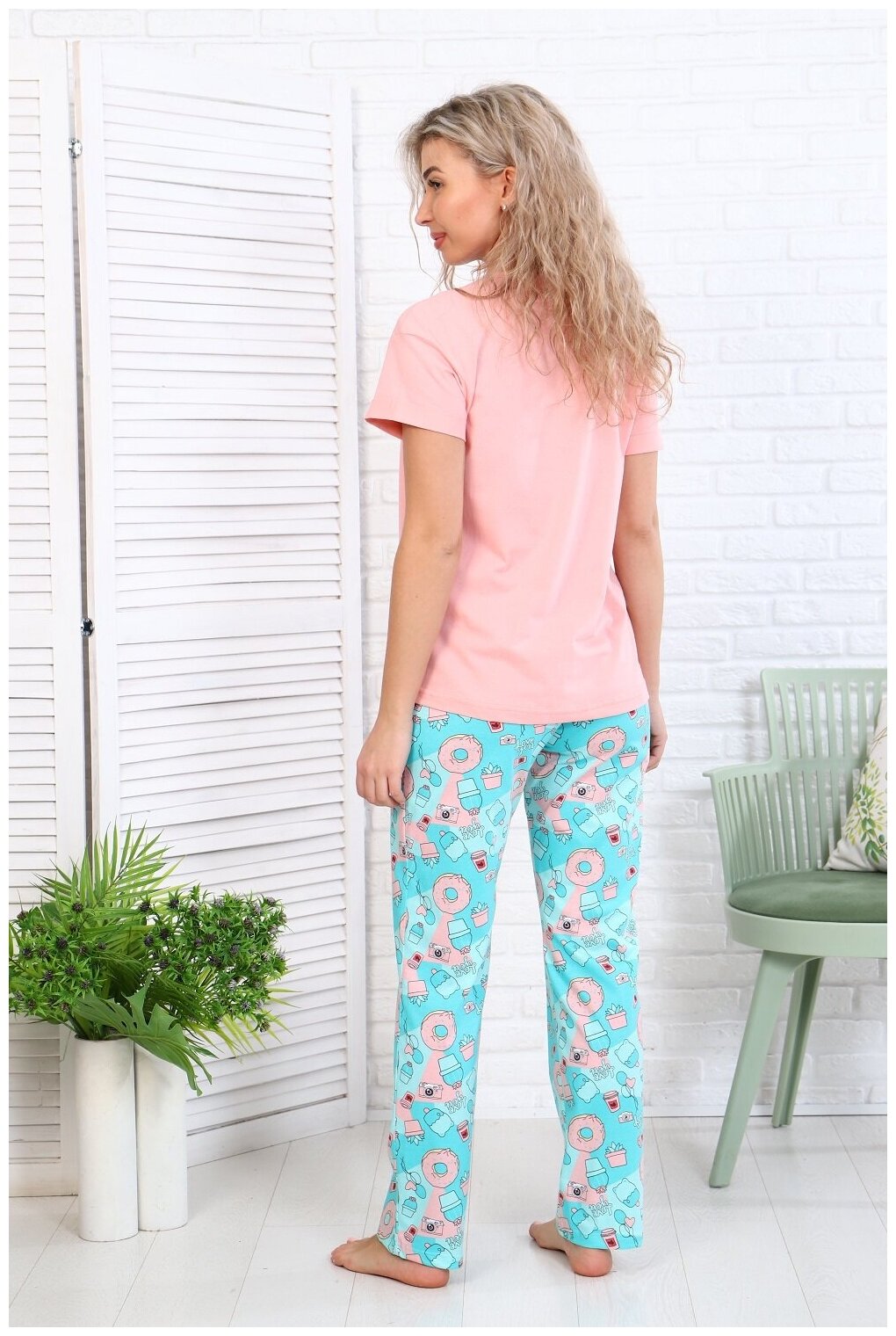 Женская домашняя пижама/ костюм с пончиками (футболка+ брюки), размер 50 - фотография № 5