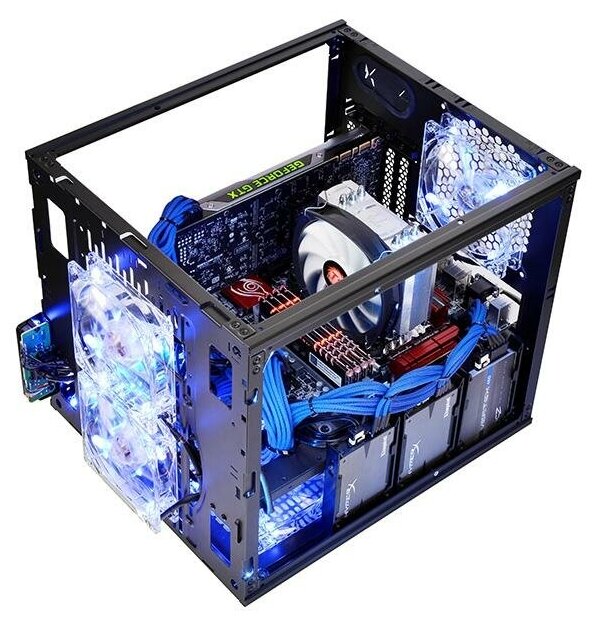 Корпус Thermaltake Core V21 черный без БП mATX 11x120mm 7x140mm 1x200mm 2xUSB3.0 audio bott PSU